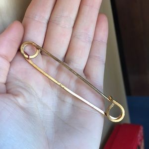 One BIG OL’ Vintage Safety Pin!